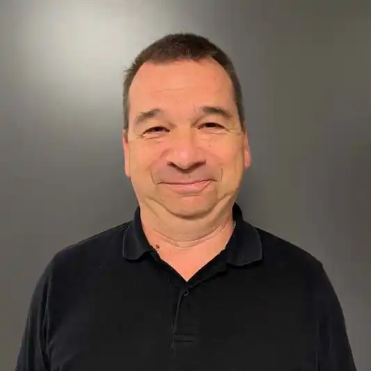Michel, data analyste et support technique
